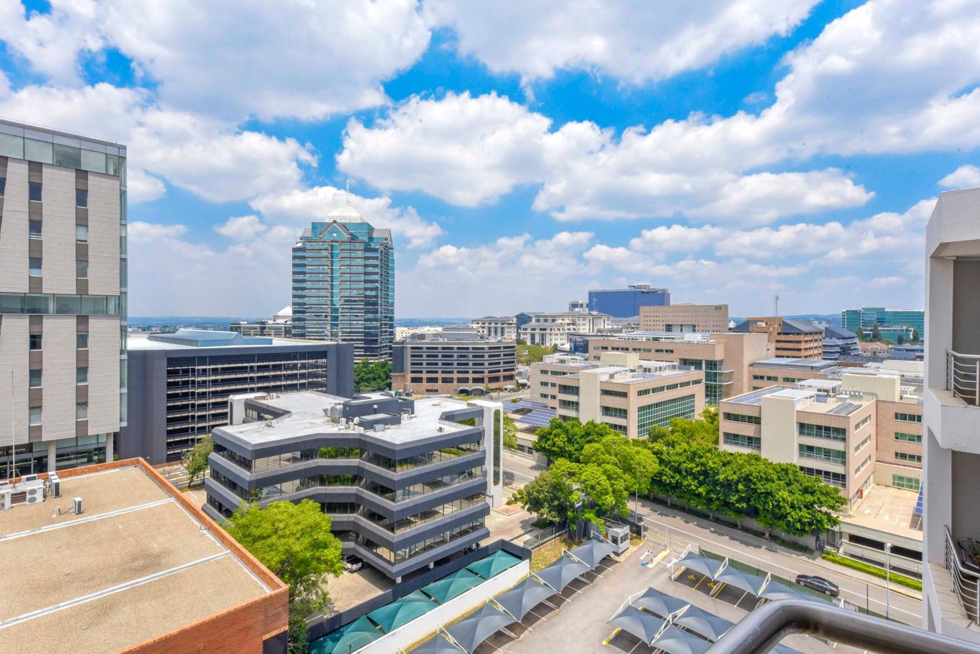 Hydro Park Residences In Sandton With Generator Johannesburgo Exterior foto